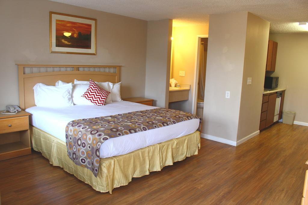 Days Inn By Wyndham Lakewood South Tacoma Cameră foto